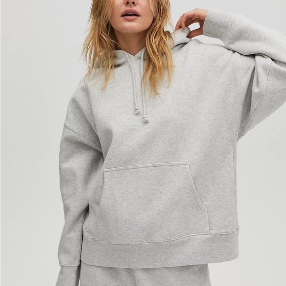 Aritzia tna cozy fleece hoodie - Picture 1 of 3
